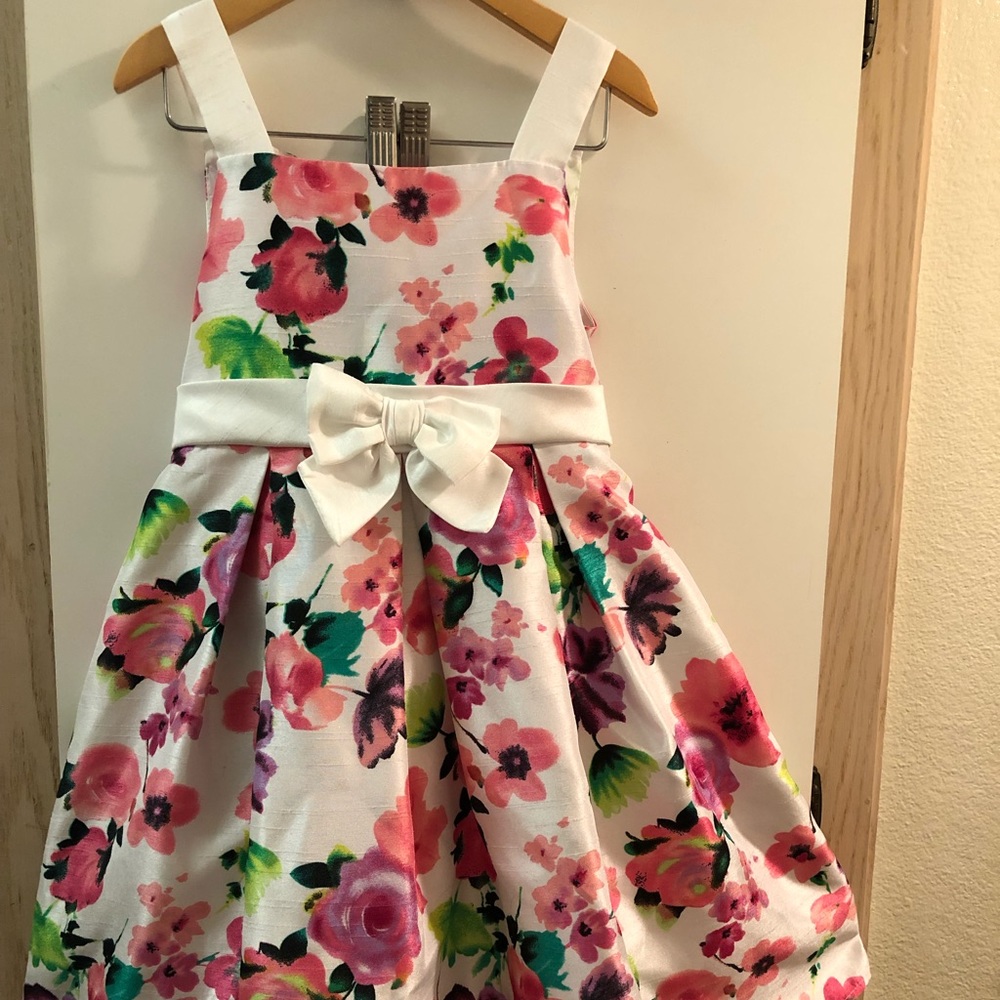 Super cute floral Cherokee dress, girls size 6